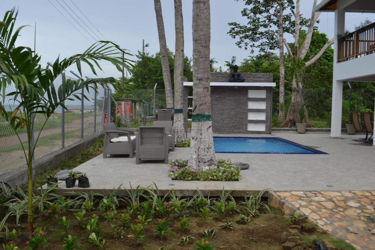 Condominio Atlantis Coveñas Extérieur photo