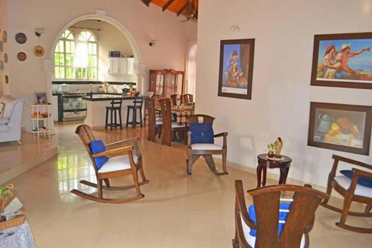 Condominio Atlantis Coveñas Extérieur photo