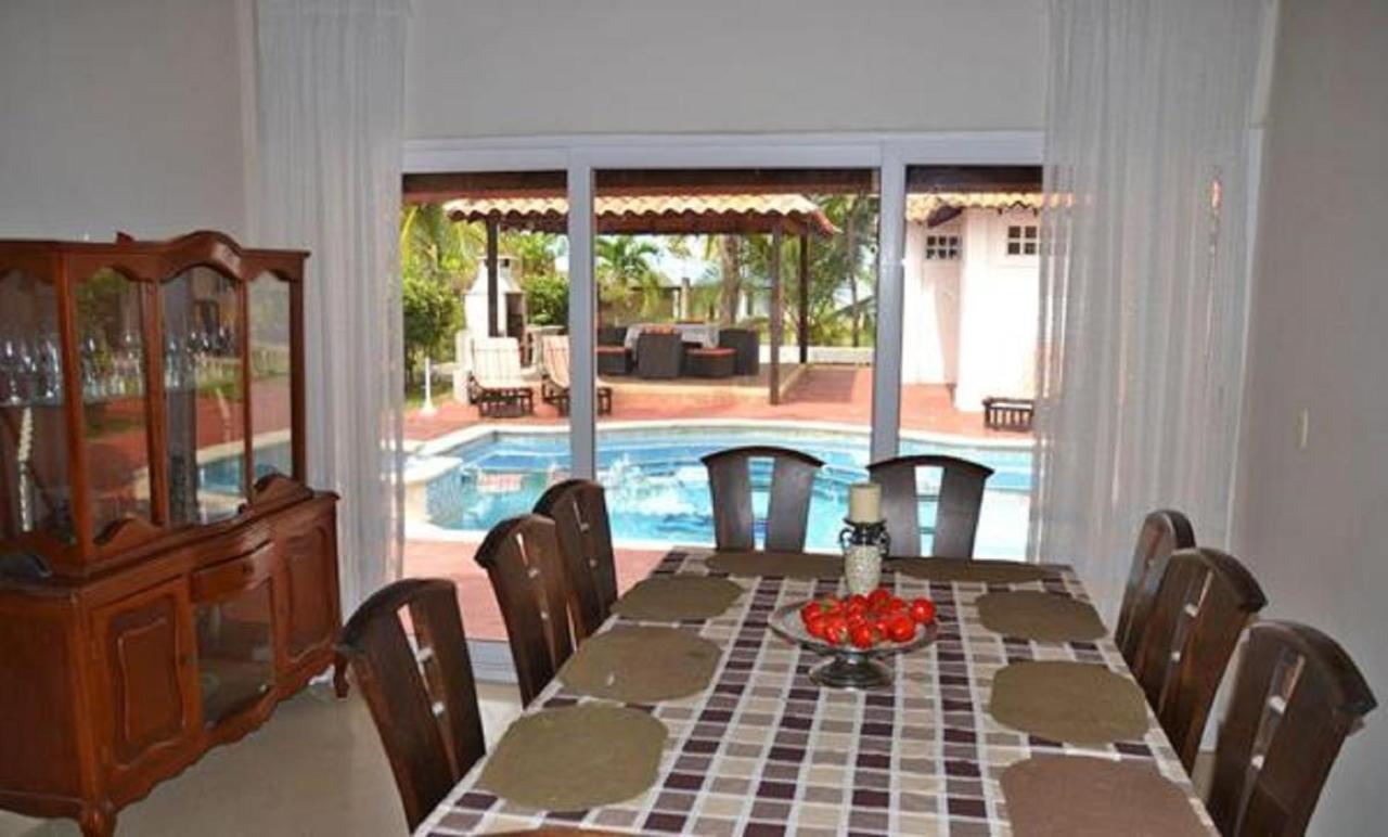 Condominio Atlantis Coveñas Extérieur photo